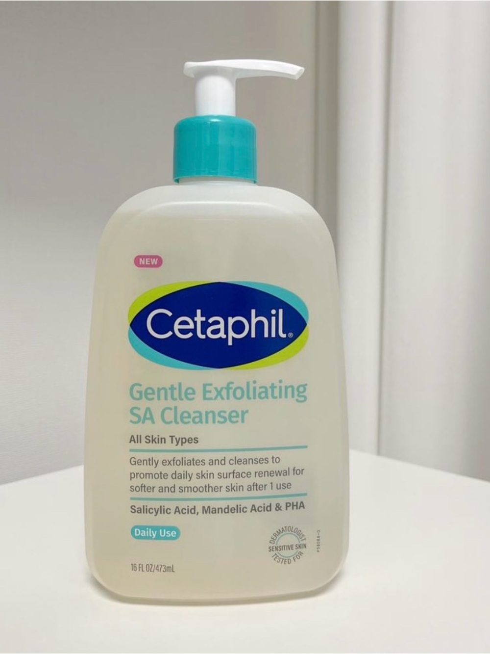 Cetaphil Gentle Exfoliating SA Cleanser — White with Teal Pump